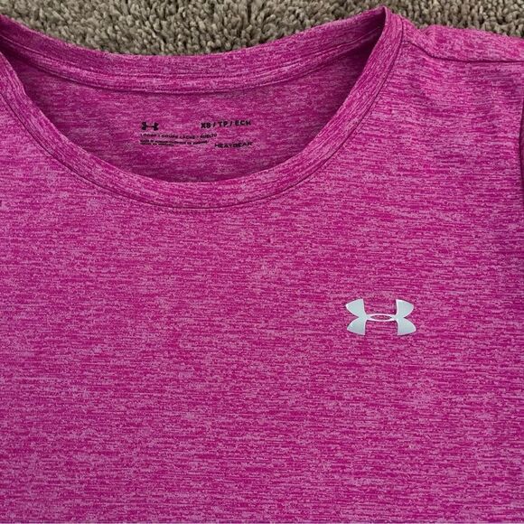 Under Armor Heat Gear Short Sleeve Top - Picture 2 of 3